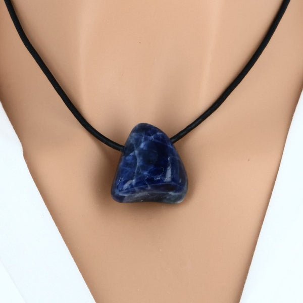 Sodalite roulée percée, pierre naturelle pour pendentif