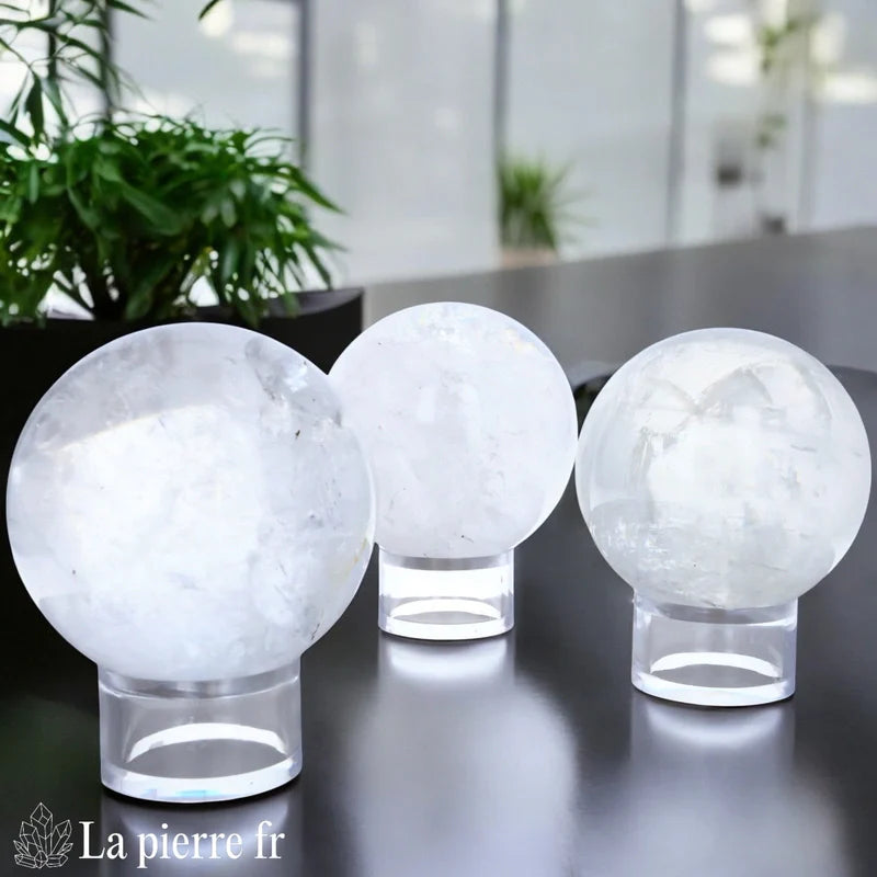 Boule En Quartz Clair Arc-en-ciel 62 Mm – Sphère Polie Pour Reiki Et Décoration