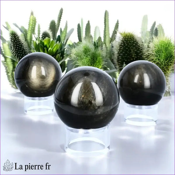 Sphère en Obsidienne Dorée, pierre naturelle polie avec des reflets dorés.