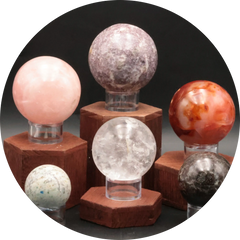 Collection de Sphères et Boules en Pierres Naturelles polies